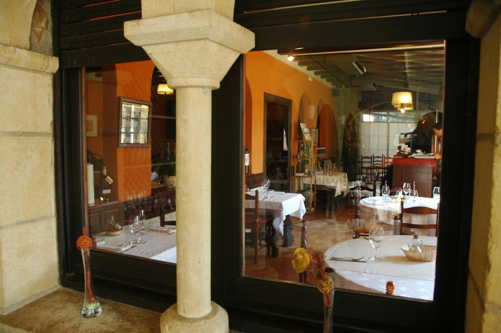 Hotel Restaurant El Bosc Баньерес-дель-Пенедес Экстерьер фото