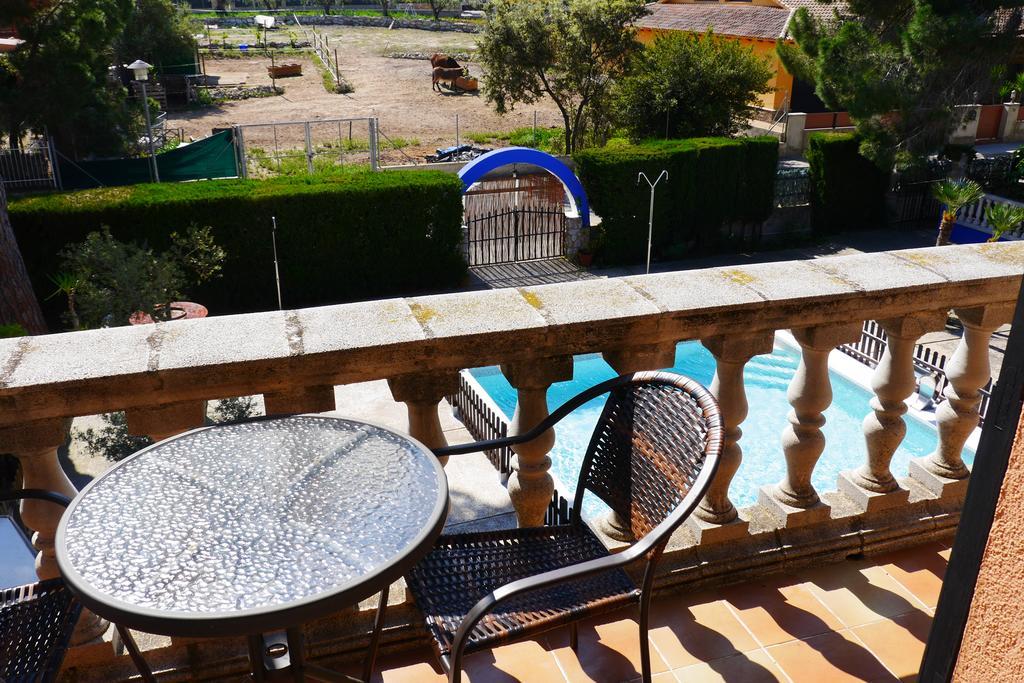 Hotel Restaurant El Bosc Баньерес-дель-Пенедес Экстерьер фото